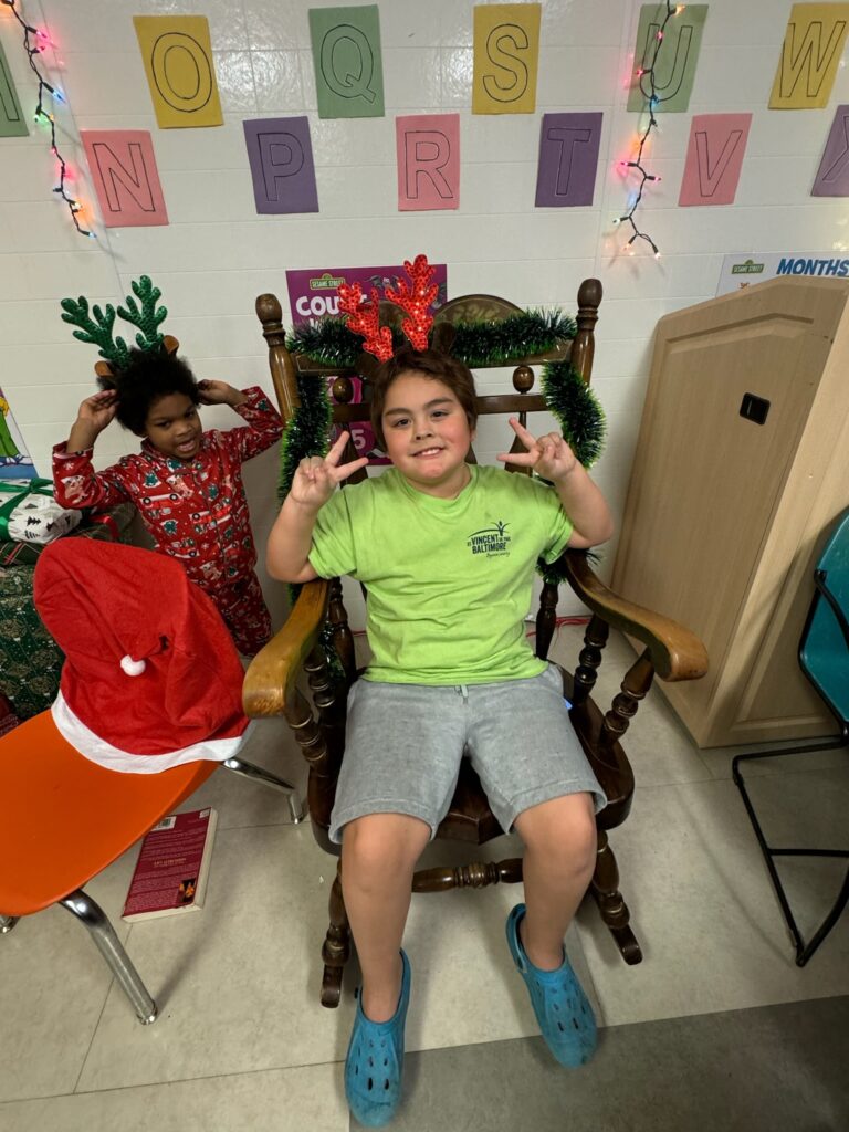 The SAGE Center was filled with holiday cheer as families came together to celebrate the season with laughter, games, and delicious food. The event created a joyful and welcoming space for connection, reflection, and shared celebration. We extend our heartfelt thanks to Tijuana Jones, Housing Case Manager, for generously providing food for all to enjoy, and to Dr. Gainers and her Delta Sorority sisters for their extraordinary generosity. From thoughtful gifts to luxury items, including designer coats and jewelry, their contributions helped make this holiday season truly memorable for the families we serve. Thank you to everyone who played a role in making this celebration so special. Your kindness and support continue to strengthen our community and bring joy to our families.